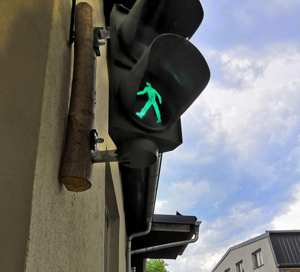 2017 - pedestrian light at the entrance