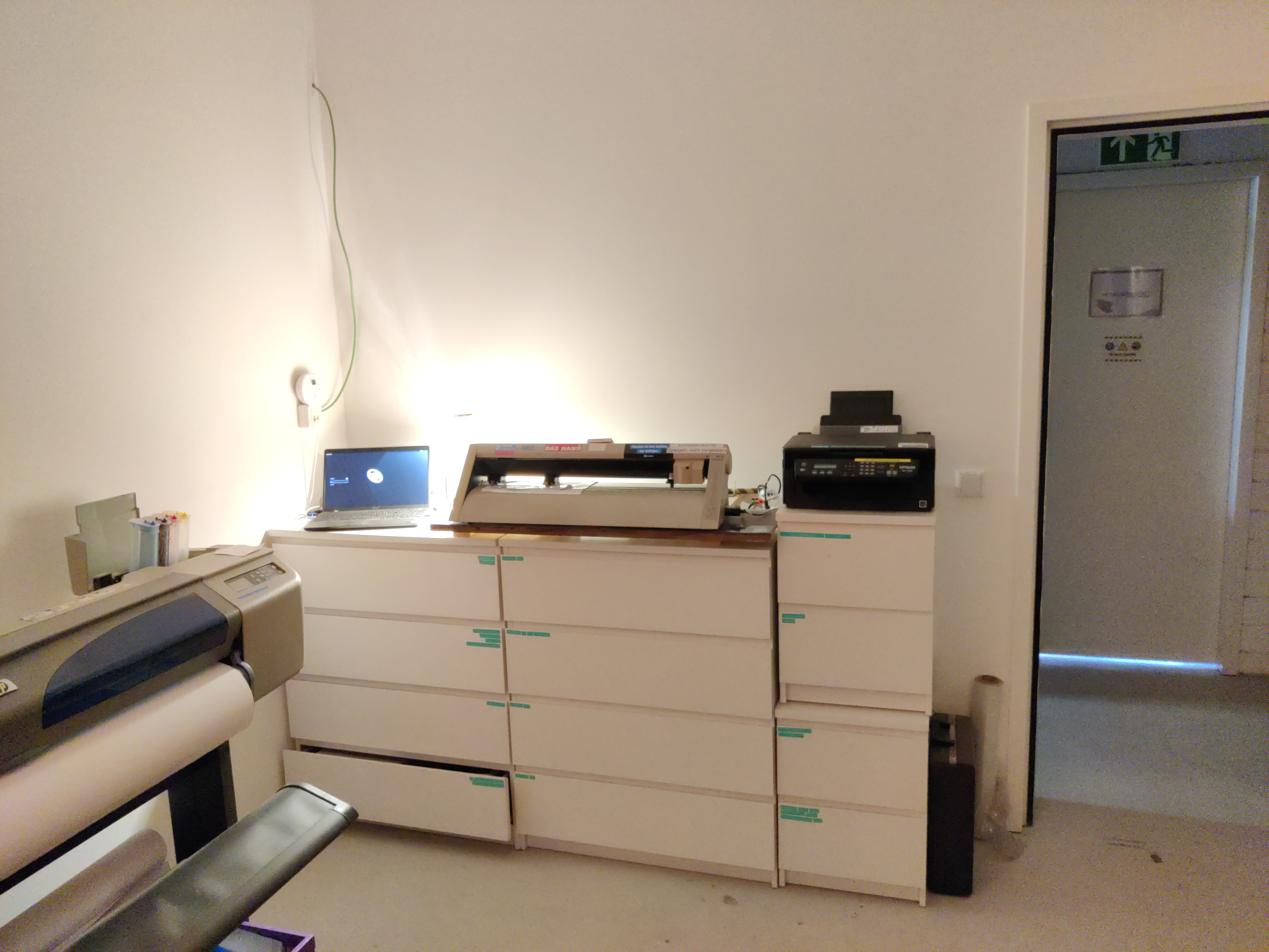 Roland PNC-950 Vinylcutter, Sublimationsdrucker